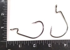 25ct 70 Monster Worm Hooks Ewg Extra Wide Gap Black Nickel Off Set 2x Strong 25ct 70 Monster Worm Hooks Ewg Extra Wide Gap Black Nickel Off Set 2x Strong