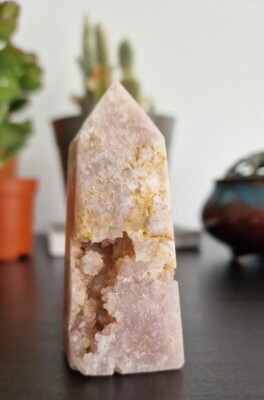 84 g schöner druzy rosa Amethyst Turm/Spitze 73 mm, Kristall Heildekoration