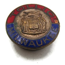 Vintage Milwaukee WI State Seal Pin Tollic Enamel Brass Tone Screwback Lapel