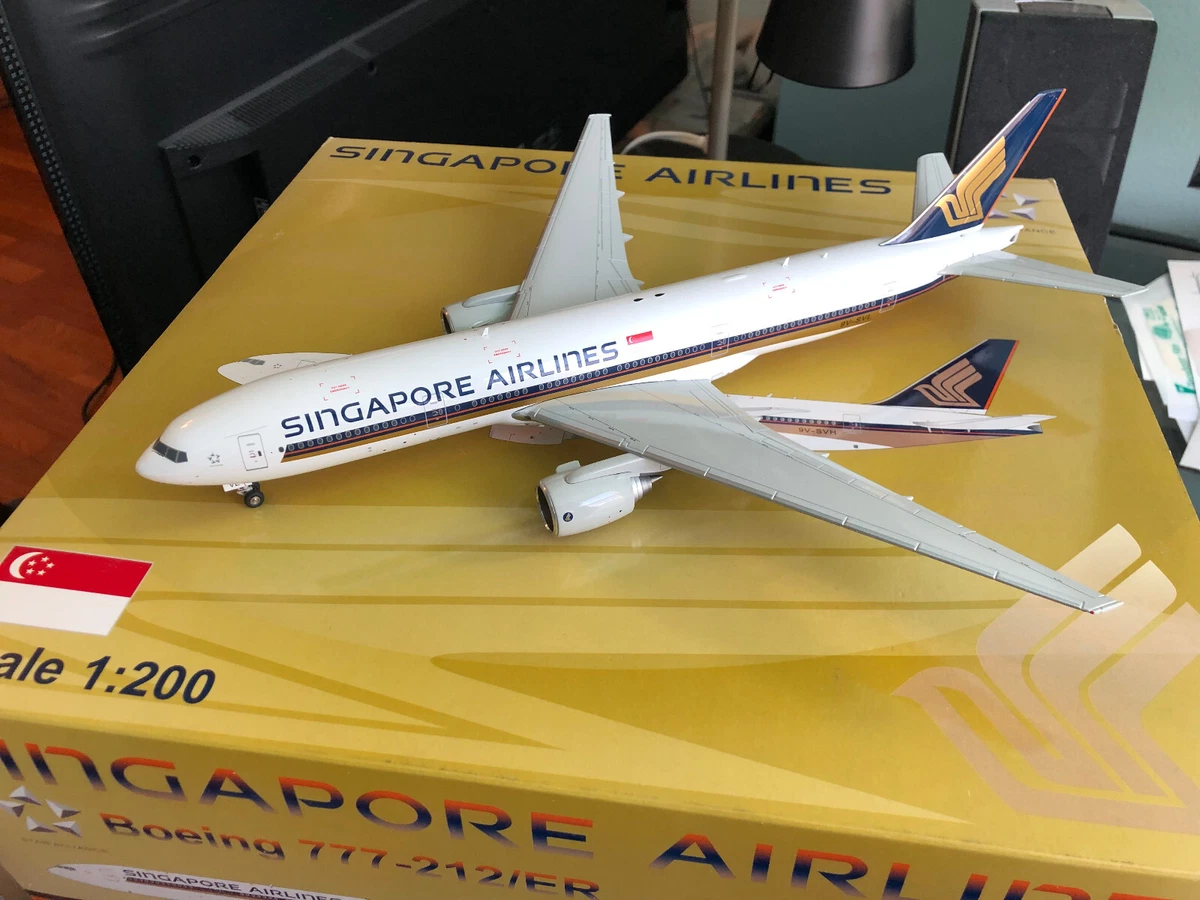 Flightline 200 Singapore Airlines 777-200ER 1:200 Gemini Jets JC