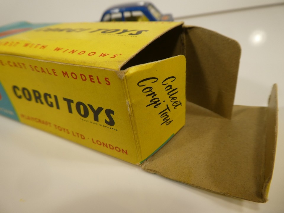 CORGI TOYS 328 HILLMAN IMP IN MONTE CARLO 1:43
