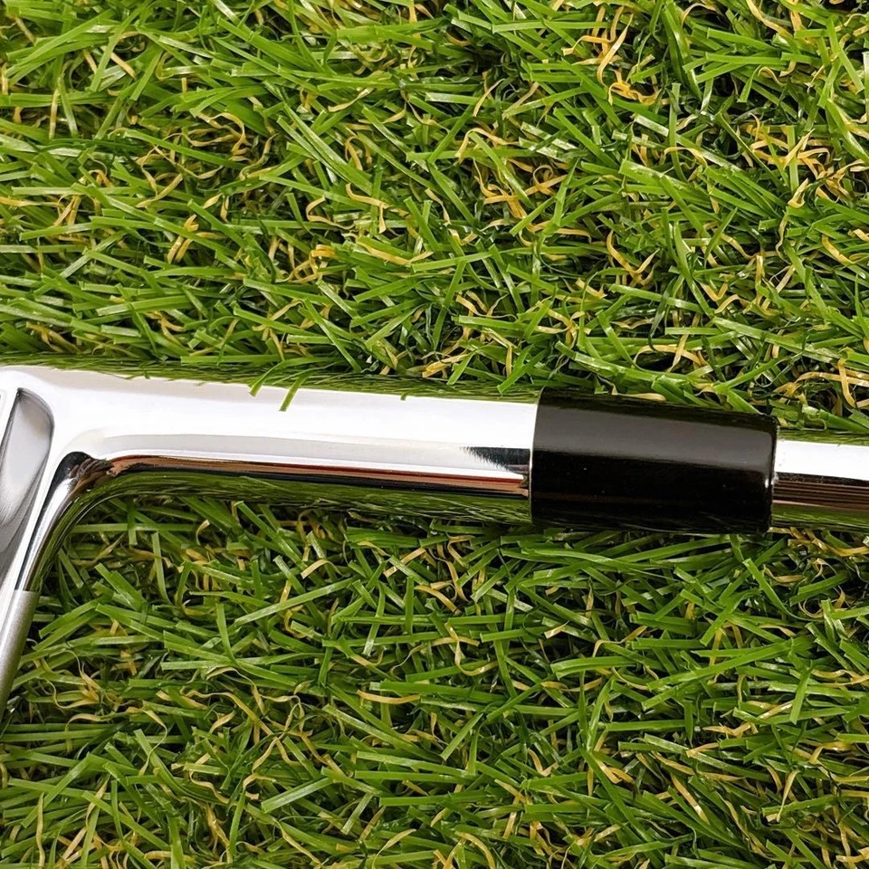 Titleist #2 iron 690mb  (S300) rare 2 iron  690 mb RARE New - Image 3 of 4