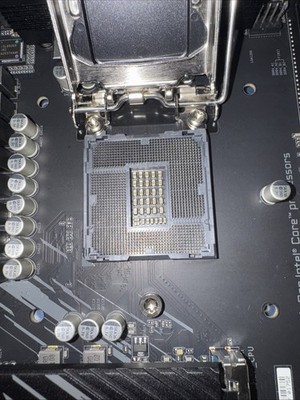 GIGABYTE B560M AORUS Elite LGA 1200 Intel 11th Gen B560 Micro ATX