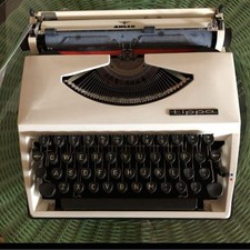 Adler Typewriter Color White TIPPA S 30×31×9.5 RARE w/Case From Japan USED thumbnail
