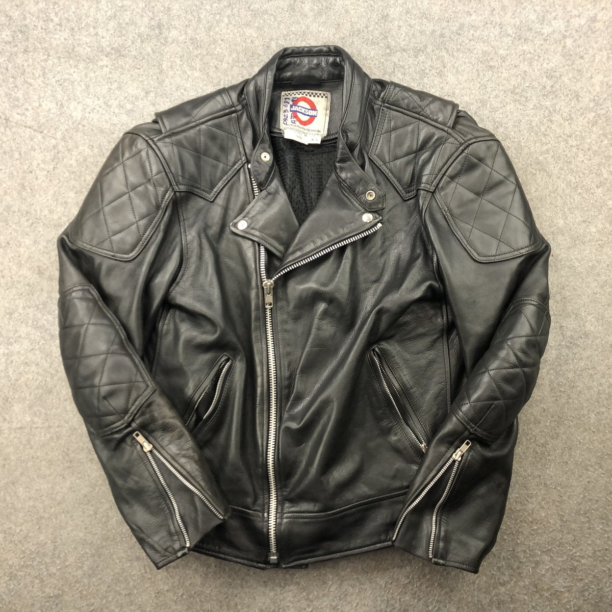 smoothmood レザージャケット MENS PEBBLED JACKSON MOTO JACKET — Understated Leather