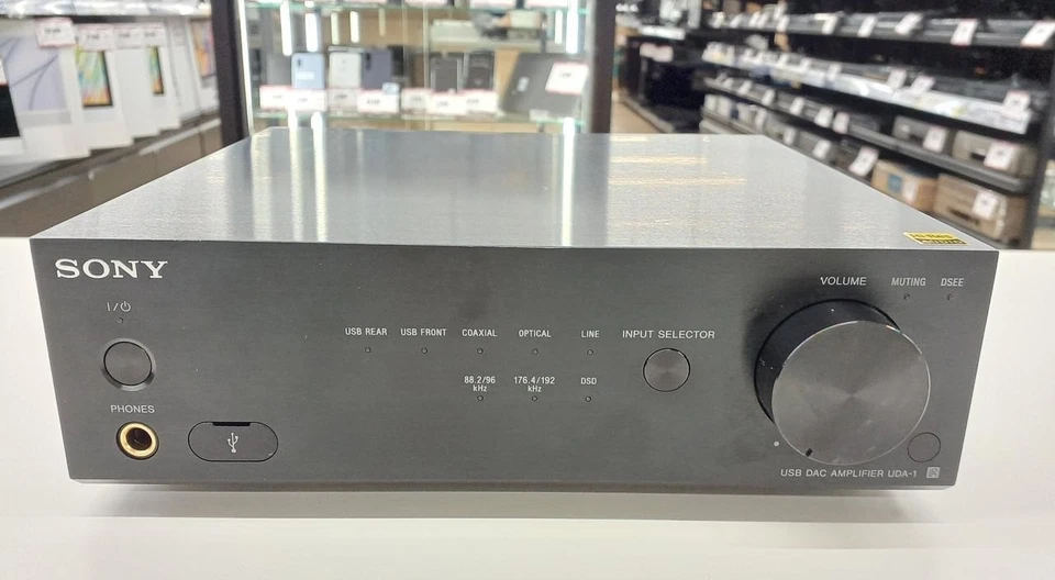 Sony UDA-1 USB DAC Amplifier Working - Image 2 of 4