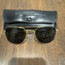 Vintage RANDOLPH ENGINEERING R/E USA 5 1/2 Gold Metal Pilot Sunglasses