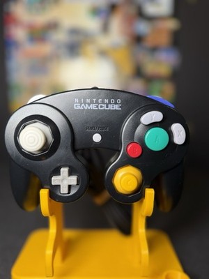 ORIGINAL NINTENDO GAMECUBE CONTROLLER SCHWARZ BLACK TOP ZUSTAND REFURBISHED
