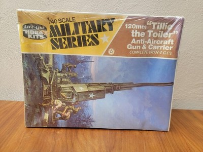 Sealed ''Tillie The Toiler'' Anti-Aircraft Tank & Carrier in 1/40 Life-Like Hobby