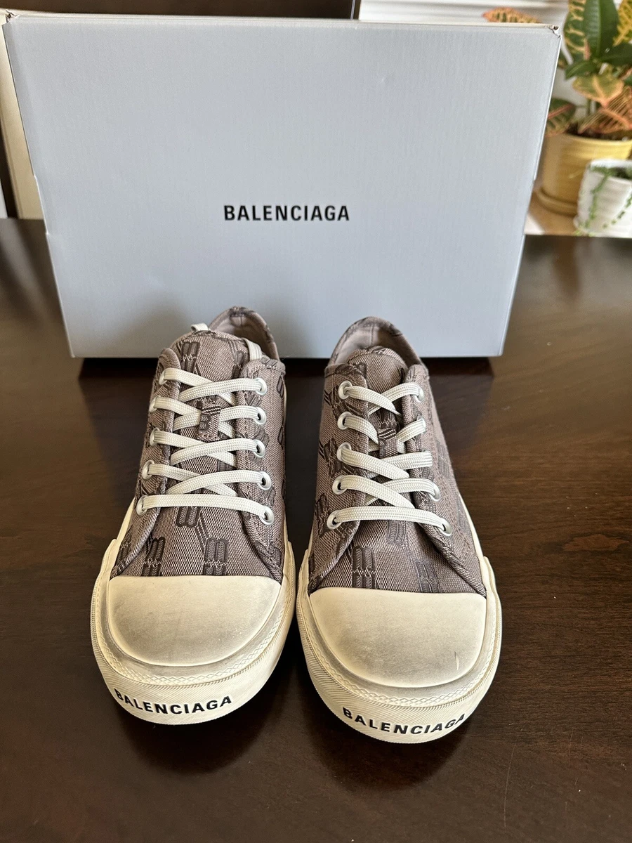 NEW Balenciaga Paris BB Monogram Low-Top Sneakers Size Women's 9