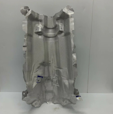 VOLVO XC60 II 246 MK2 Muffler Protection Heat Shield 32260445 NEW ...