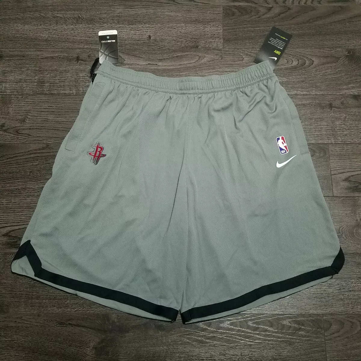 nike warm up shorts