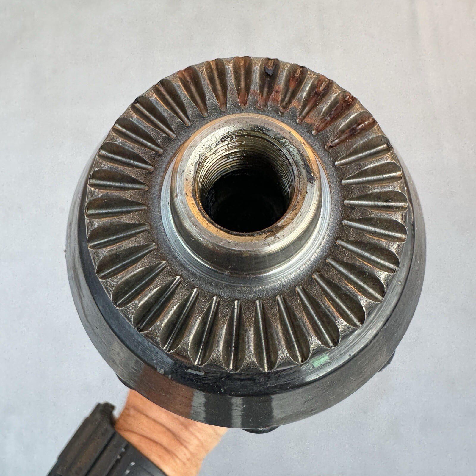 2014-2019 BMW i8 Turbo Rear Right Side Output Shaft CV Assembly 8611320-05 OEM