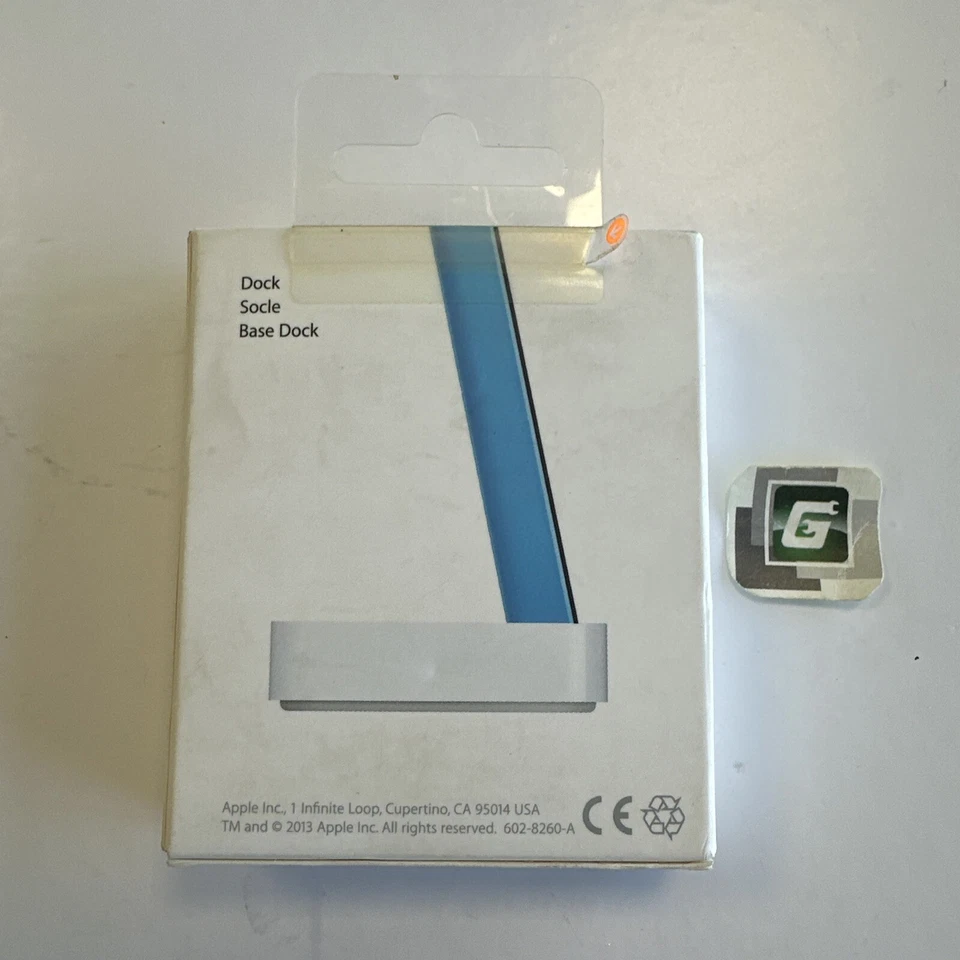 Apple MF031ZM/A iPhone 5C Dock Genuine OEM Brand New Sealed - Image 2 of 3