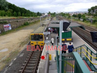 FOTO FÄLL U-BAHNSTATION SEIT 1982 KAUM VERÄNDERT [[1595700]] OBWOHL JETZT