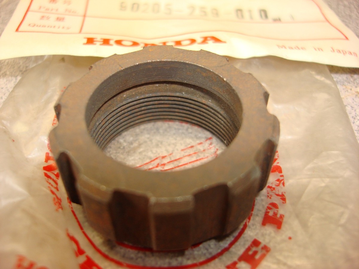 HONDA OEM NOS CAMSHAFT LOCK NUT CA CB CL 72 77 A 90205-259-010