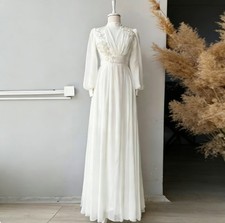Chiffon V-Neck Long Sleeve Wedding Dresses Beaded Flowers Beach Bridal Gowns