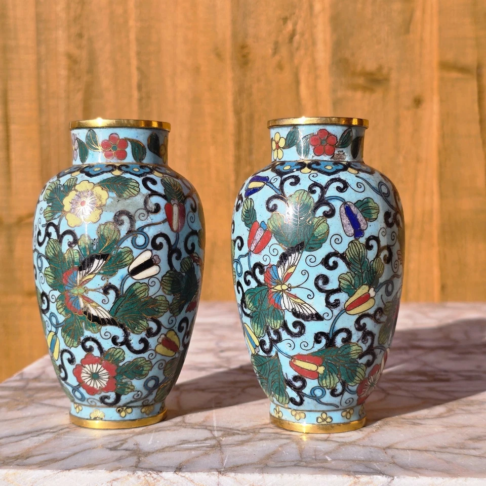 Chinese Antique Cloisonne vases Pair Butterflies gilt mounts c19th century Qing - Image 4 of 4
