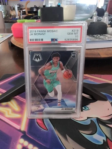 2019-20 Panini Mosaic - RC #219 Ja Morant (RC) PSA 10