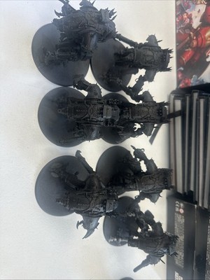 Games Workshop Warhammer 40,000 Chaos Knights: Wardogs - 2 Miniatures