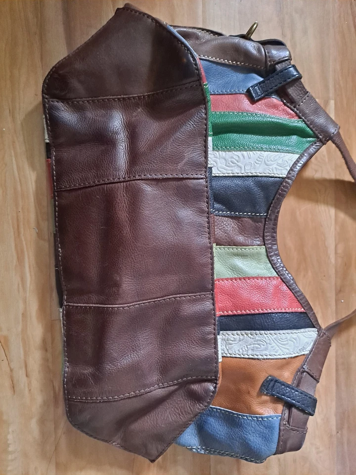 Bolso LUCKY BRAND Vintage Inspirado Y2k Patchwork Festival Cuero Boho Años 2000 Suave Foto 3 de 4
