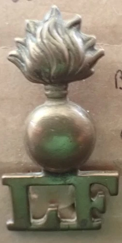 LANCASHIRE FUSILIERS BOTTOM HALF OF WW1 SHOULDER TITLE. BRASS, 43.2MM X 23.0MM,