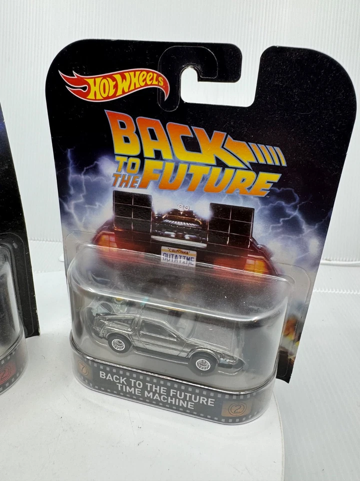 Hot Wheels 2015 retro-Back to the Future 1 and 3 Delorean's-NEW - Image 4 of 4