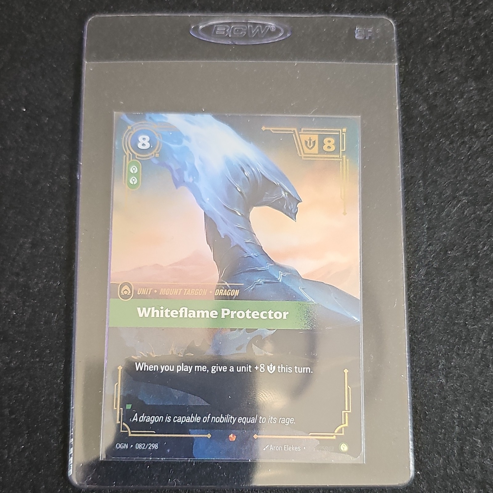 Aron Elekes League of Legends Whiteflame Protector Unit OGN 082/298