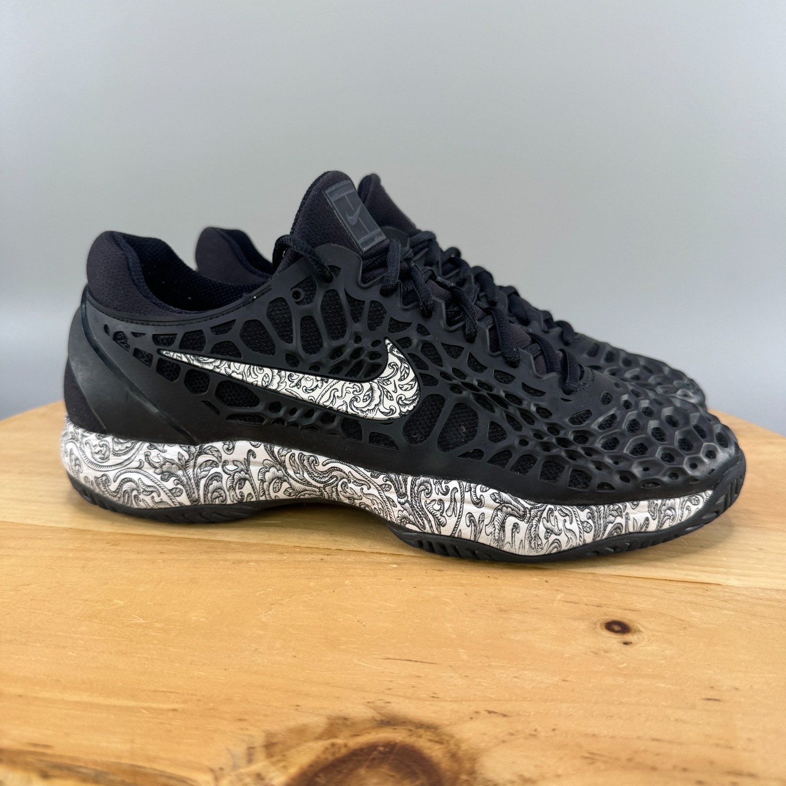 Nike Air Zoom Cage 3 HC 'Rococo Pattern' Mens Size 9 Tennis Shoes Rafa Nadal nby