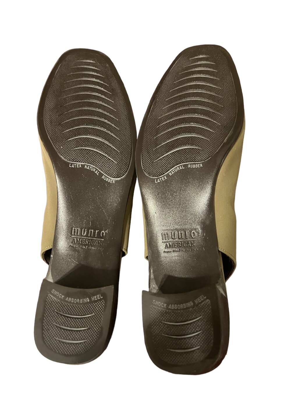 Munro American Sandals Green Womens Slingback Block Heels M276447 Size