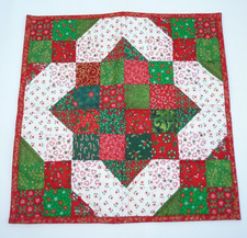 New Handmade Quilted Christmas Patchwork16" Square Table Topper Candle Mat