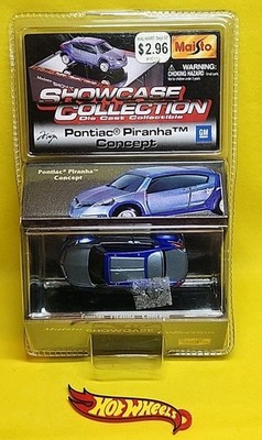 2001 Maisto Showcase Collection Pontiac Piranha Concept 1:64 NIB  A8