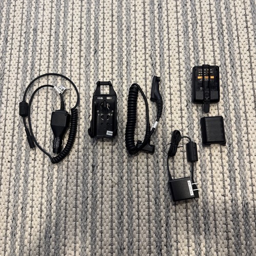 Motorola Accessory Kit with PMNN4530A Battery for Si500 VSM Video Speaker Mic