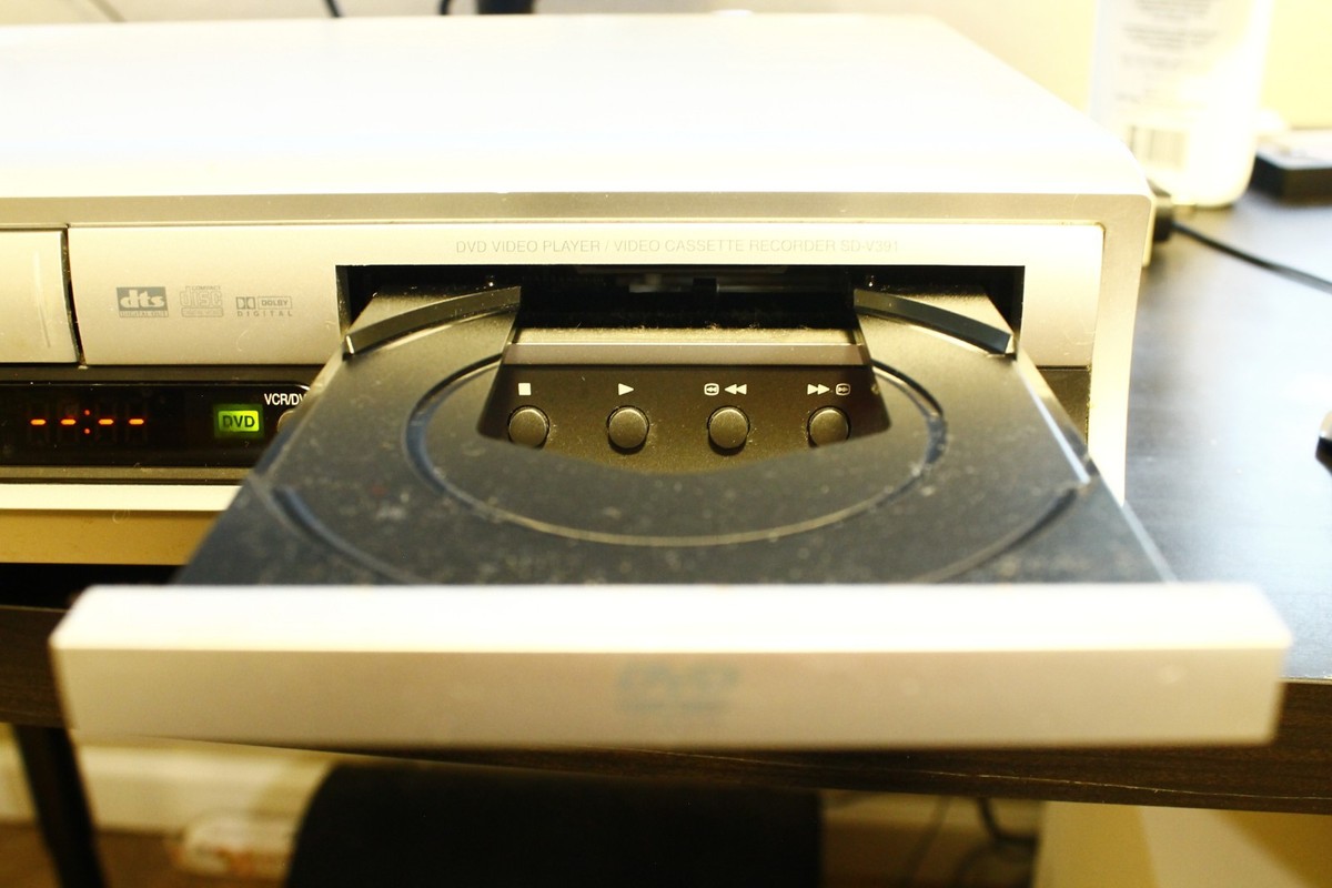 Toshiba SD-V391 DVD VCR Combo Recorder Player Tested Working No