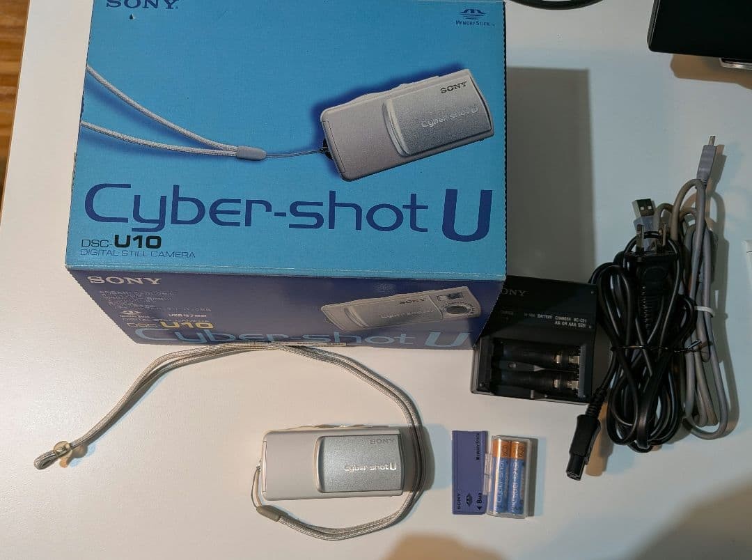 SONY 乾電池使用 動作ok 動作ok　乾電池使用　SONY　Cyber-shot　DSC-U10 Cyber-shot DSC-U10 for Manuals DSC-U10 デジタルカメラ