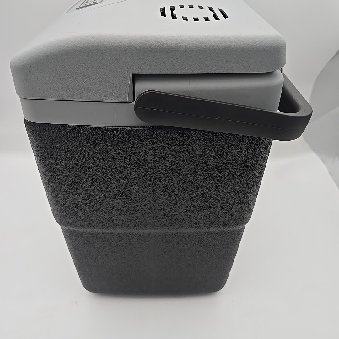 Coleman PowerChill 16-Quart Thermo-Electric Travel Cooler w/ 120v Power Supply