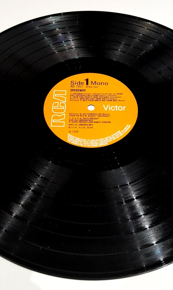 Elvis' Speedway soundtrack MONO RCA VICTOR SMALL ORANGE album RD 7957 NO1 - Image 3 of 4