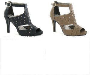 black colour heel sandals