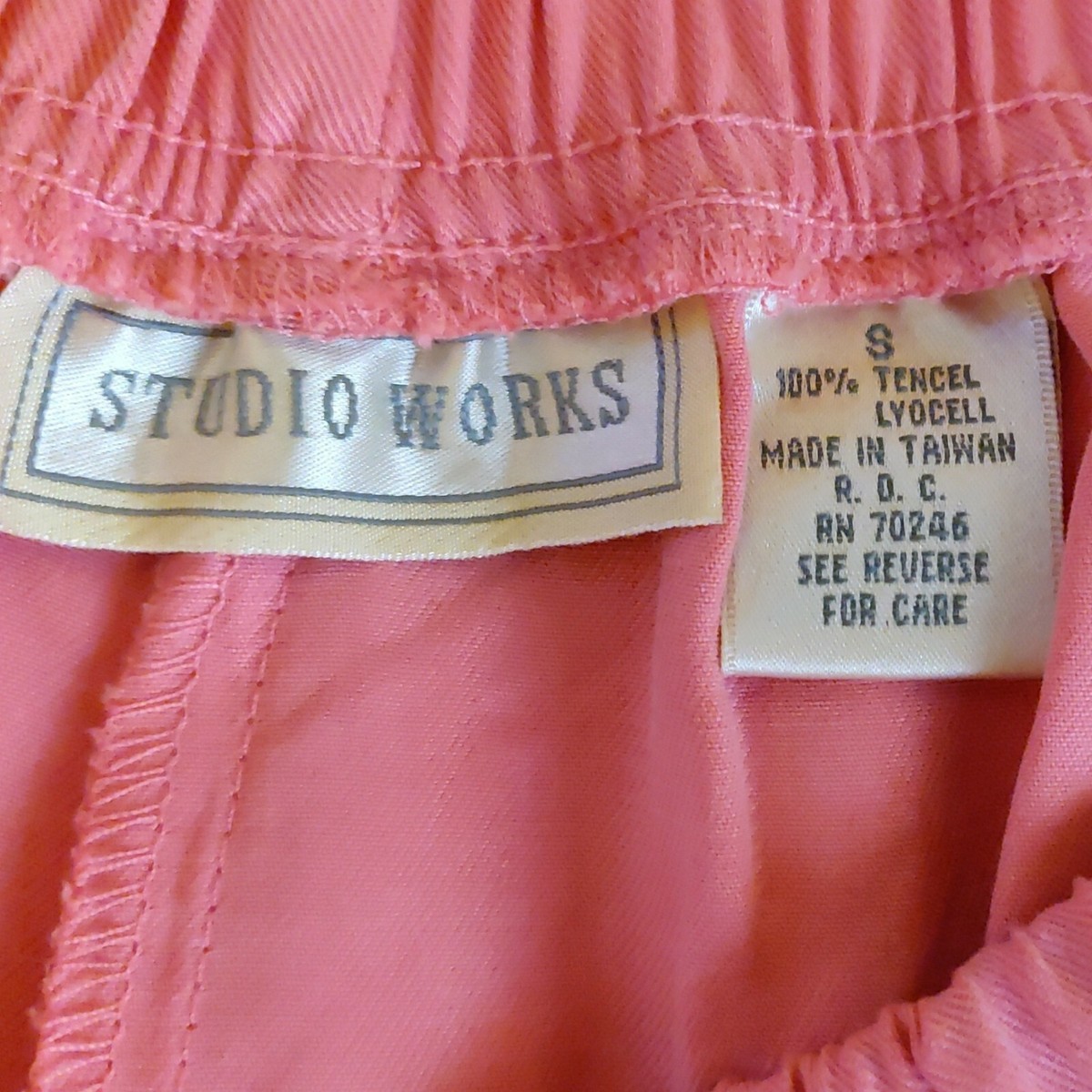 NIKE AIR JORDAN 1 “Chicago” Studio Works vintage women's size S/M top & pants set peach color