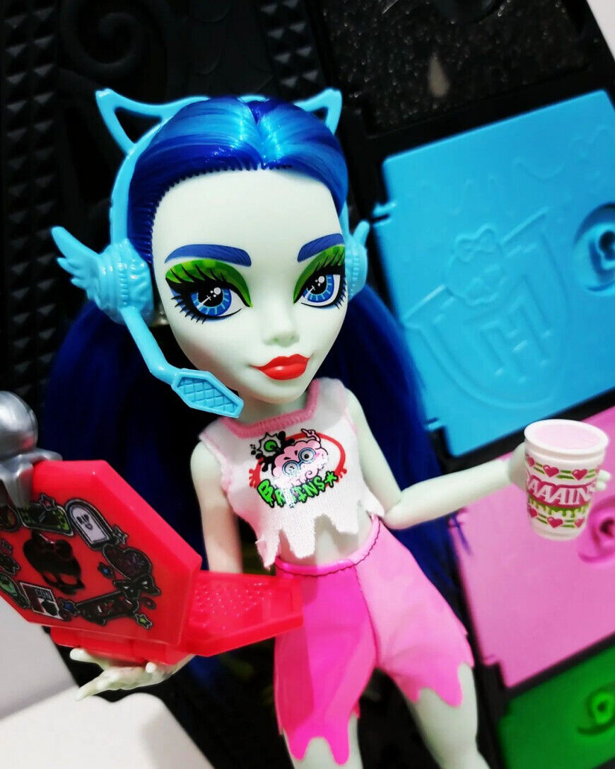 ❄️Ghoulia News❄️ on X: FINALMENTE!!! Segunda boneca da Ghoulia para a G3  de Monster High e ela fãs parte da terceira wave das Skulltimate Secrets,  esperamos fotos da boneca em breve  /