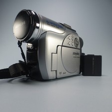 Hitachi DVDCAM DZ-MV2000E Handheld DVD-RW Camcorder Silver Tested