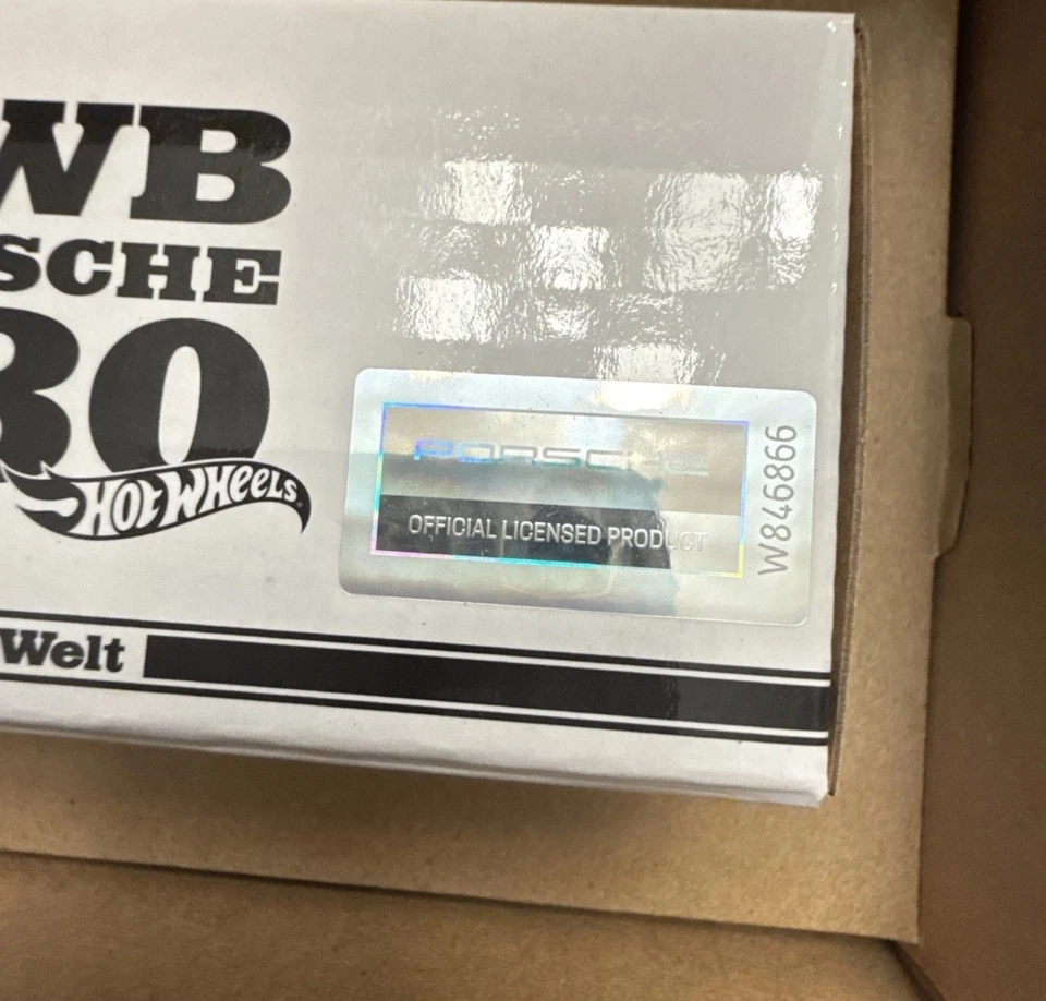 Hot Wheels  RLC Exclusive RWB Porsche 930 - Image 3 of 4