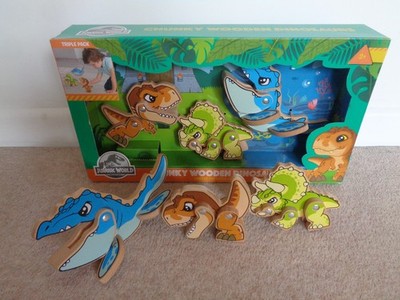 dinosaurs jurassic world 8th wonder dinosaurs  wooden toy x 6 figures new & used