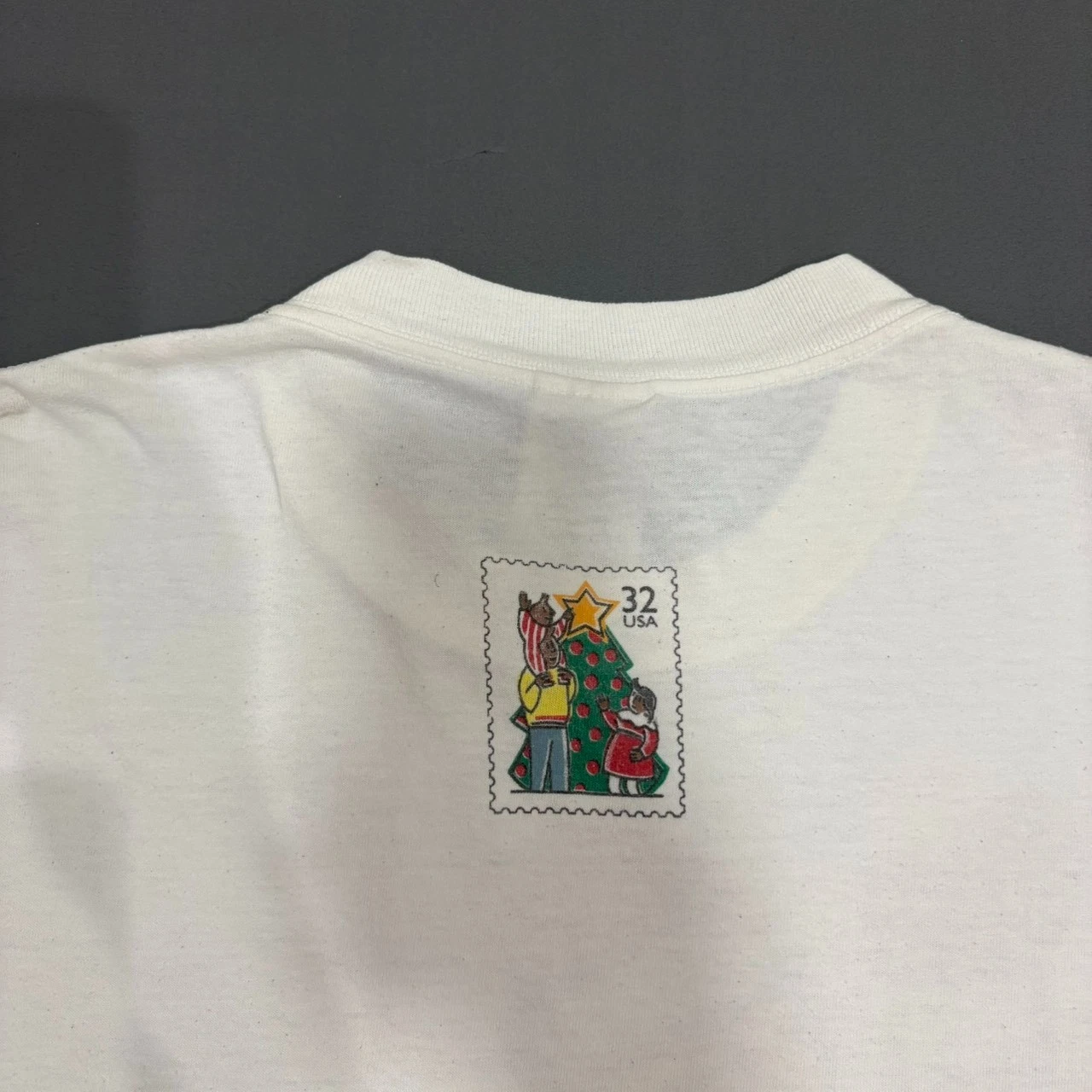 Vintage 1996 USPS Christmas Stamp T-Shirt XL Tultex Santa Family Tree 32c - product detail image 7