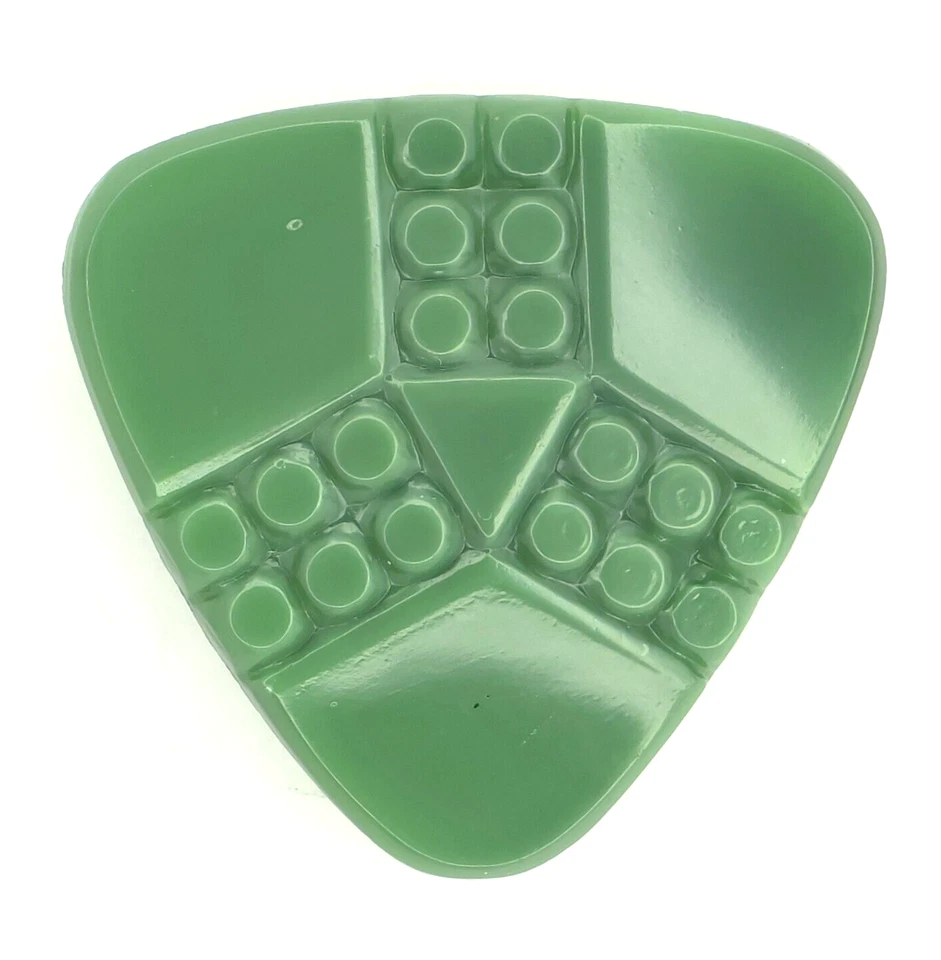 C1940 Vintage MCM Triangle Retro Geometric Mint Green Jade Glass Button LOT 1.06 - Image 4 of 4