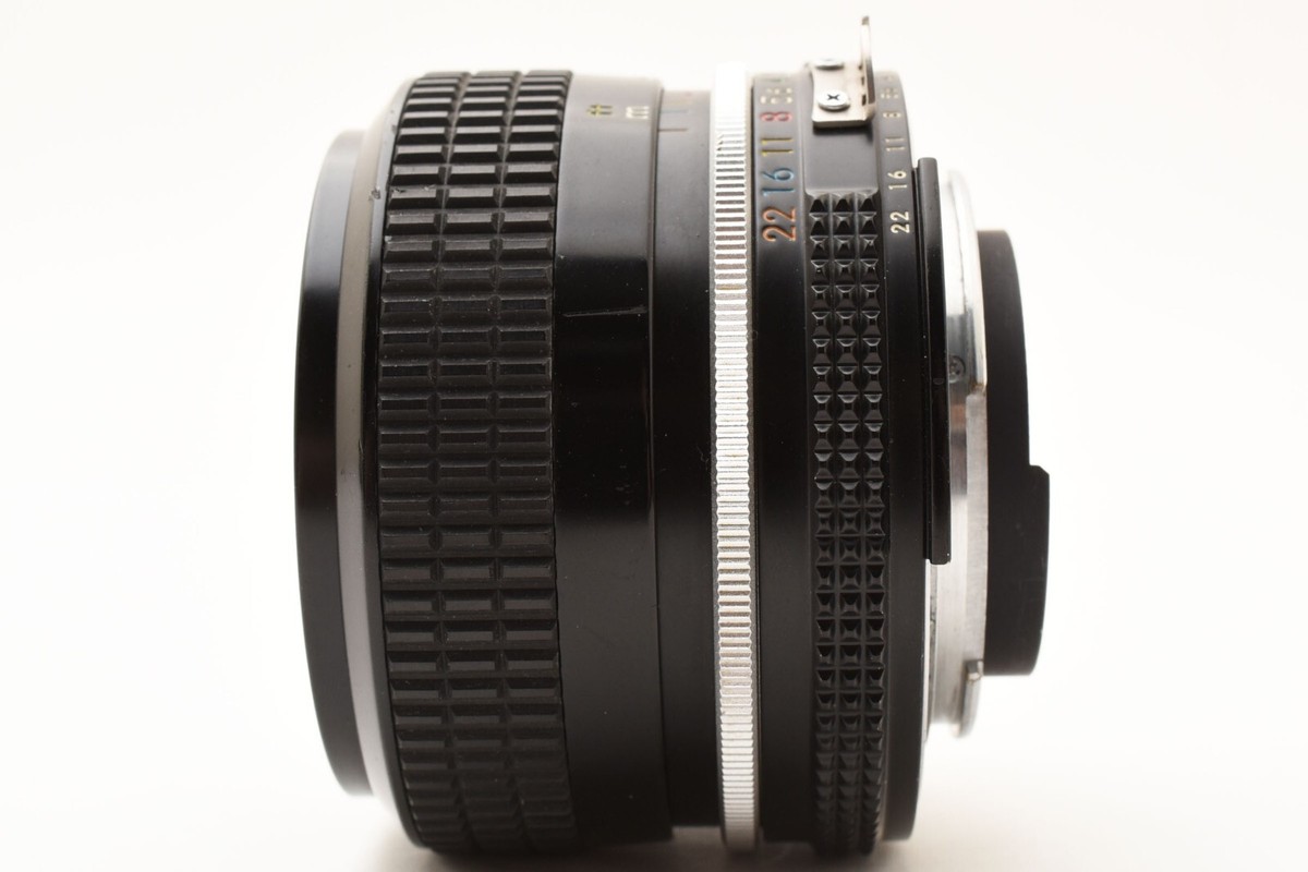Nikon Ai Nikkor 35mm F2.8 MF Wide Angle Lens [READ] w/ Caps