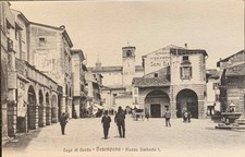 Cartolina Desenzano (Brescia) - Lago di Garda. Piazza Umberto I - FP/NV 1920