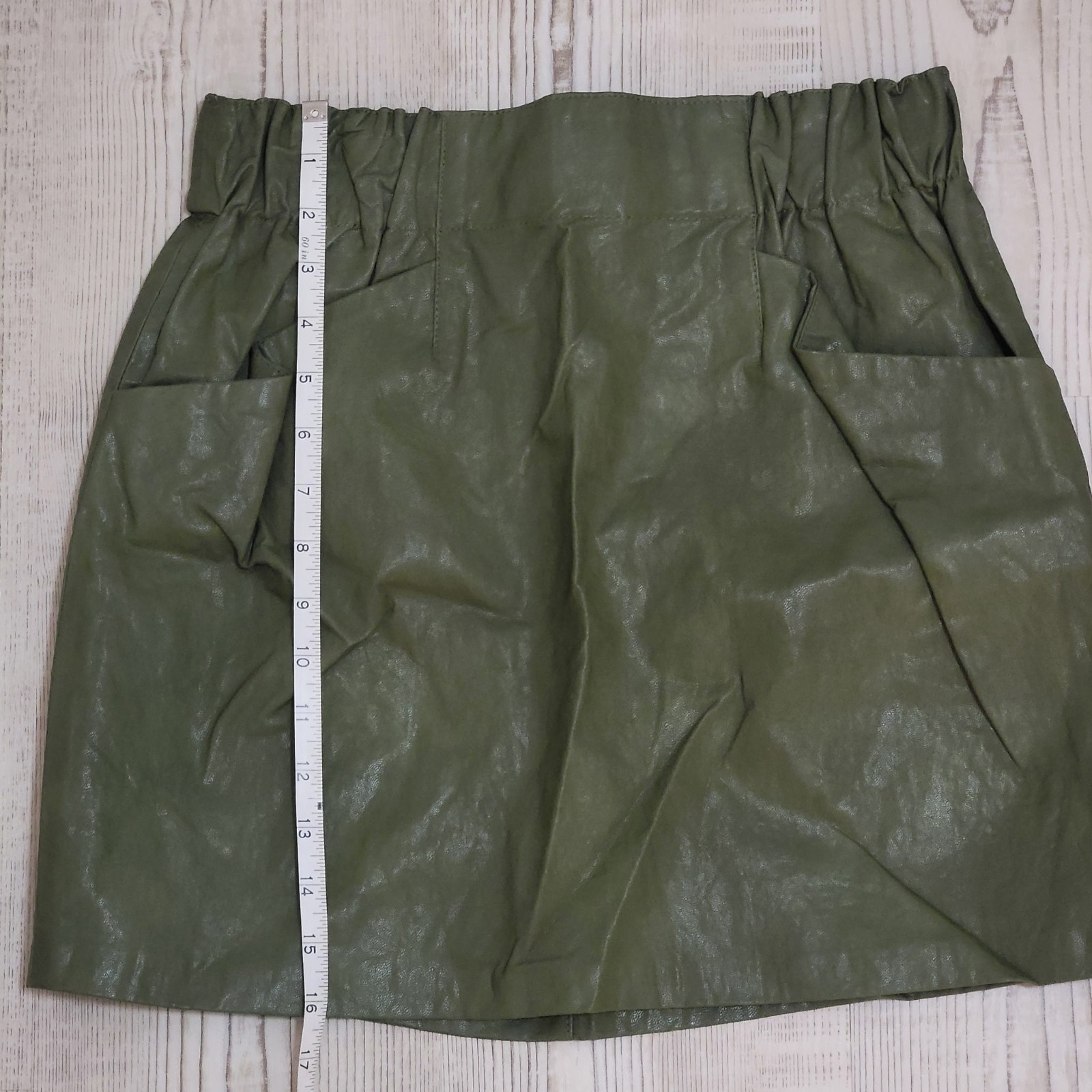 Zara Olive Green Faux Leather Mini Skirt With Pockets Medium image 3