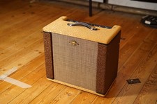 Fender Ramparte Valve Guitar Amp –9w Tube Combo – Retro Boutique Style