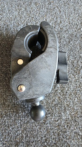 RAM Mounts RAP-401U Tough-Claw Large Clamp Ball Base with C Size